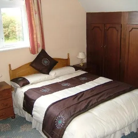 Achill Isle House לינה וארוחת בוקר Keel (Mayo)