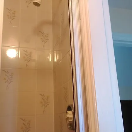 Achill Isle House 3*